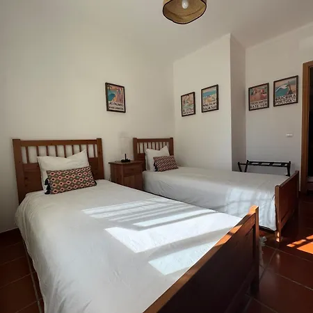 Burgo D Manuel Pinhal 14 Apartment *