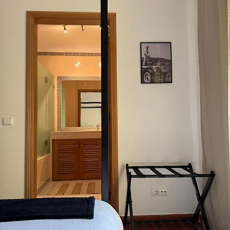 Burgo D Manuel Pinhal 14 Apartment *