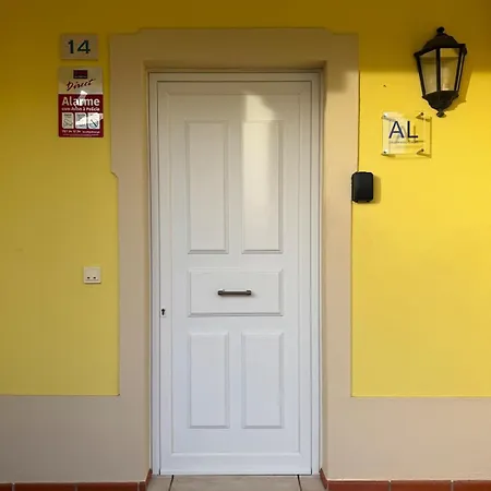 Burgo D Manuel Pinhal 14 Apartment *